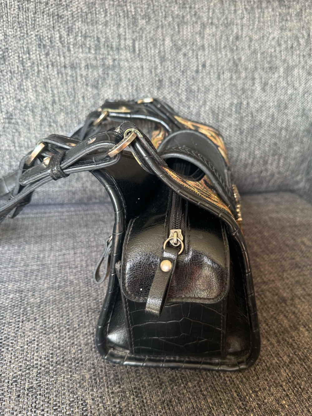 Y2K Bueno Leopard Print Shoulder Bag with Black Leather Trim & Butterfly Detail - Picture 3 of 15